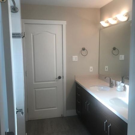 Large Suite With Separate Bathroom Richmond Exterior foto